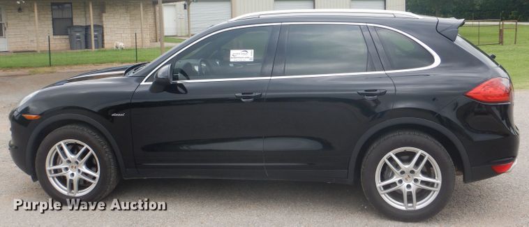 image for item DJ0546 2013 Porsche Cayenne  SUV
