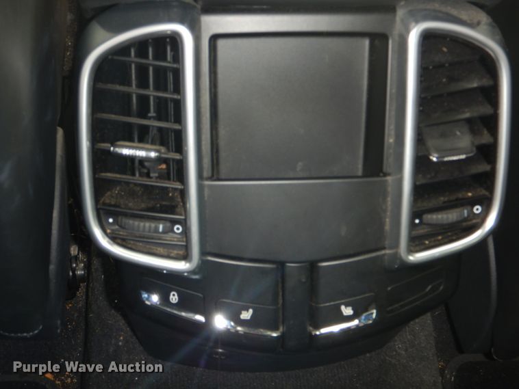 image for item DJ0546 2013 Porsche Cayenne  SUV