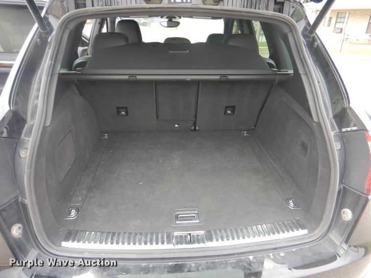 image for item DJ0546 2013 Porsche Cayenne  SUV