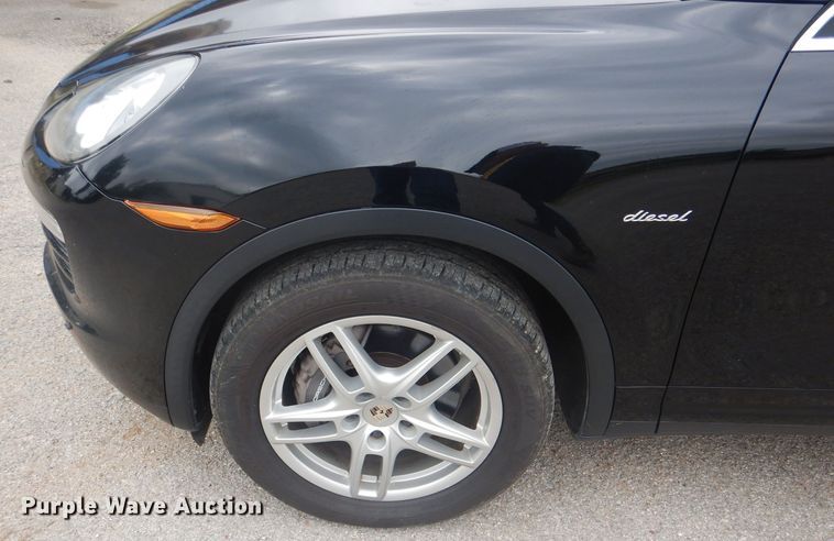 image for item DJ0546 2013 Porsche Cayenne  SUV