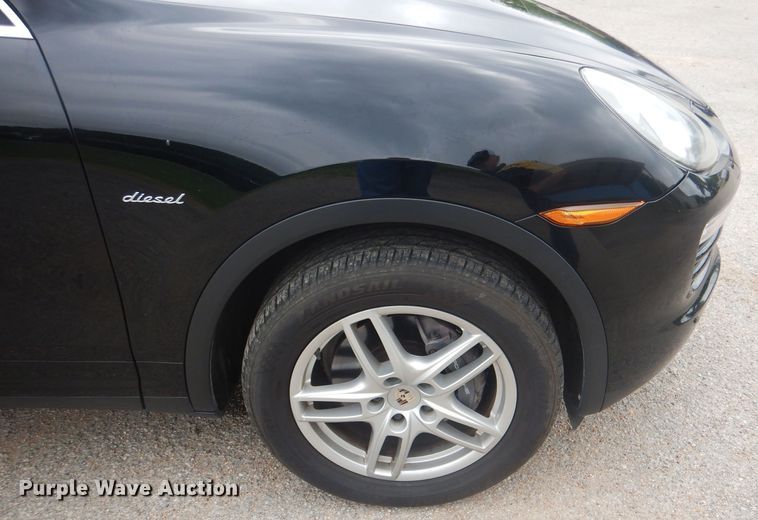 image for item DJ0546 2013 Porsche Cayenne  SUV