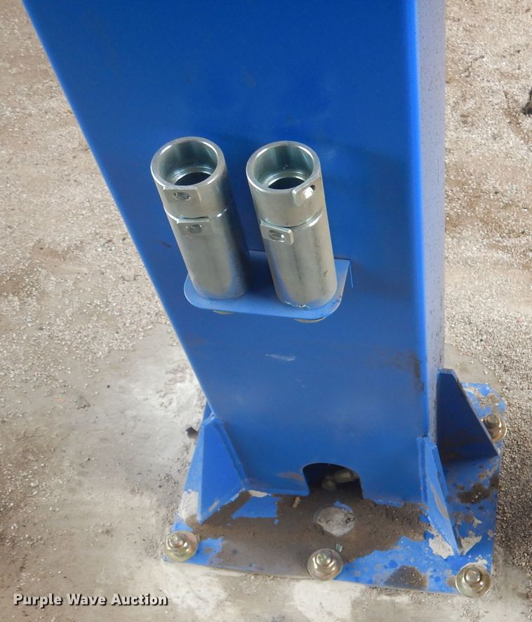 image for item DJ0547 2021 Duro TP9KACX  two post automotive lift