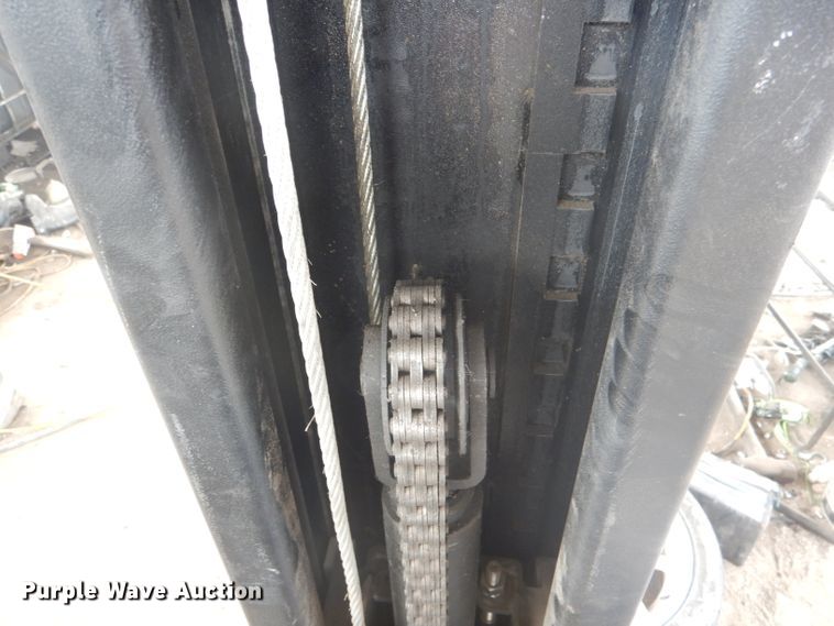image for item DJ0548 Tuxedo TP9KF-TUX  two post automotive lift