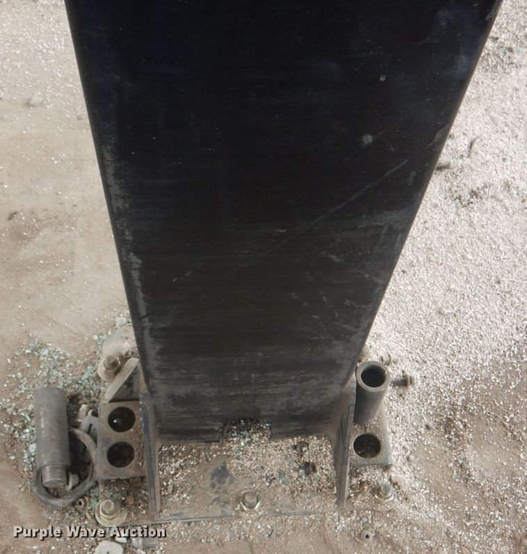 image for item DJ0549 2020 Tuxedo TP9KF-TUX  two post automotive lift