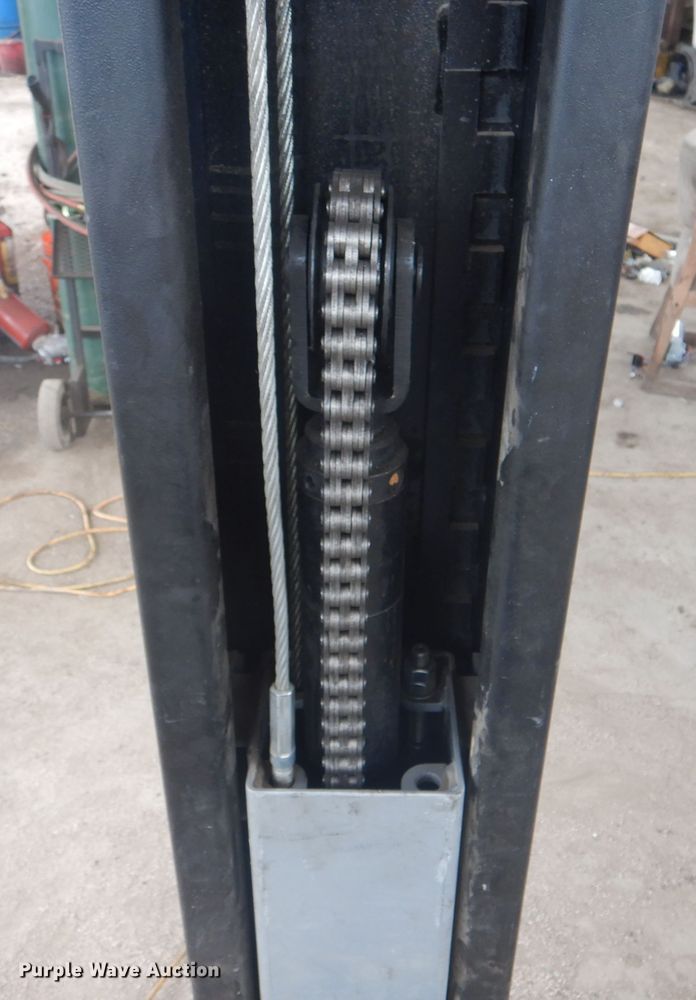image for item DJ0550 2020 Tuxedo TP9KF-TUX  two post automotive lift