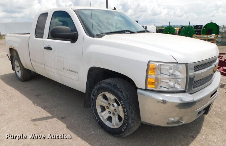 image for item DK8588 2012 Chevrolet Silverado 1500  Ext. Cab pickup truck