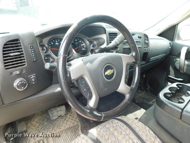 image for item DK8588 2012 Chevrolet Silverado 1500  Ext. Cab pickup truck