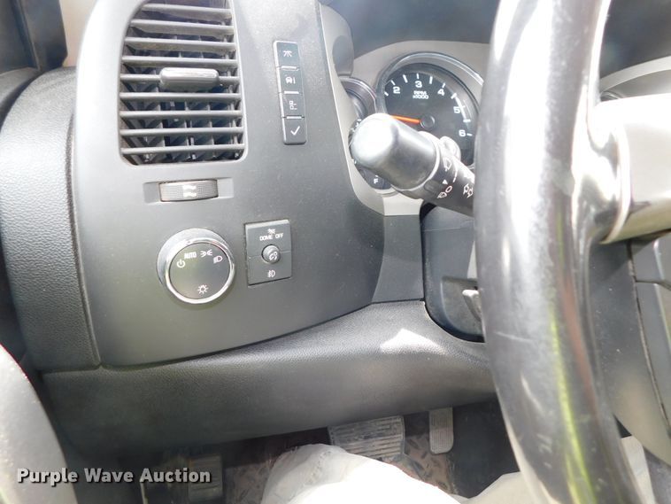 image for item DK8588 2012 Chevrolet Silverado 1500  Ext. Cab pickup truck