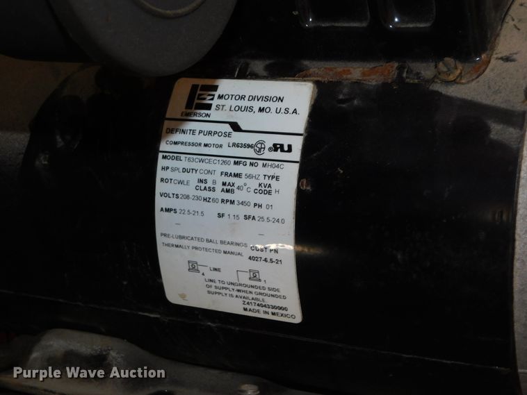 image for item DK8601 2015 H & H  enclosed cargo trailer