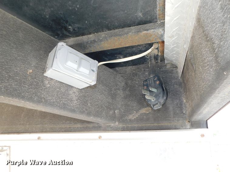 image for item DK8601 2015 H & H  enclosed cargo trailer