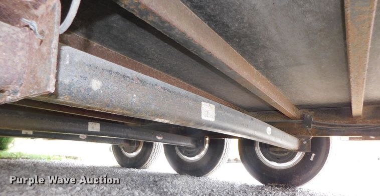 image for item DK8601 2015 H & H  enclosed cargo trailer