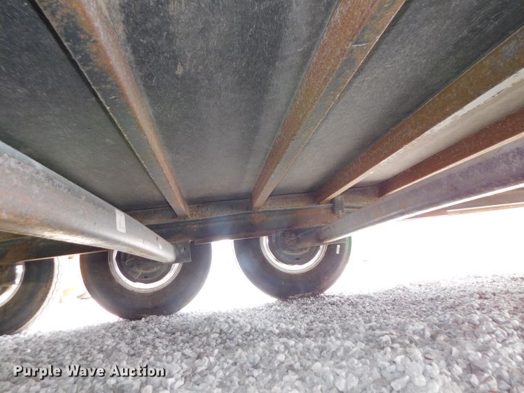 image for item DK8601 2015 H & H  enclosed cargo trailer