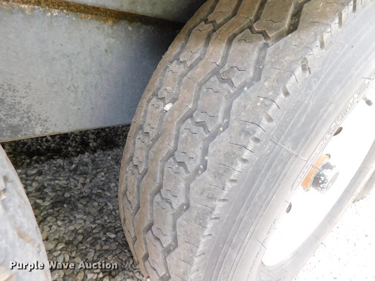 image for item DK8601 2015 H & H  enclosed cargo trailer