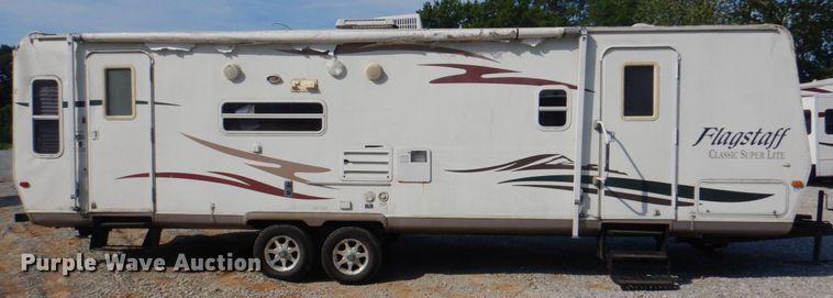 image for item DL0065 2007 Flagstaff Classic Super Lite  camper