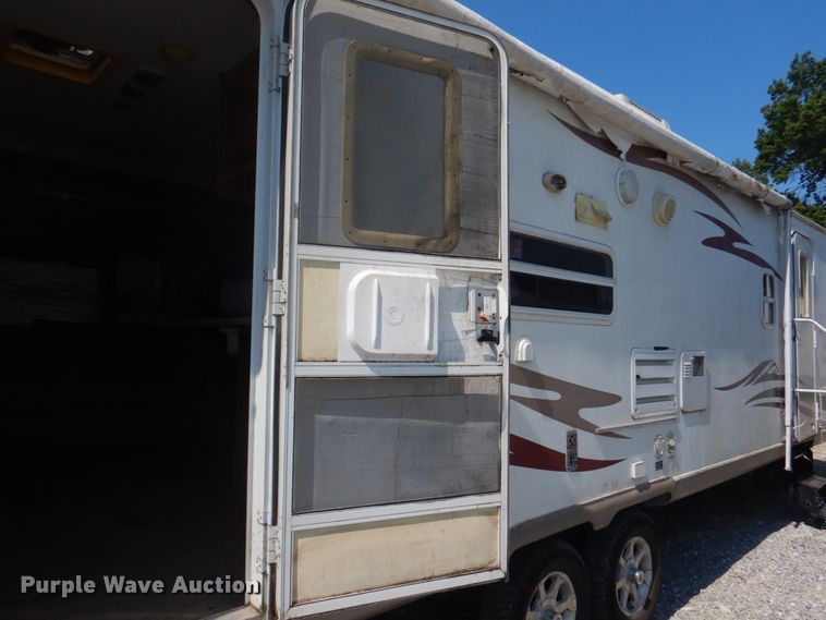 image for item DL0065 2007 Flagstaff Classic Super Lite  camper