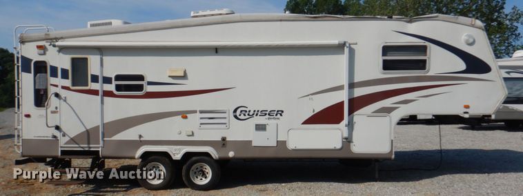 image for item DL0066 2005 Cross Roads Cruiser  camper