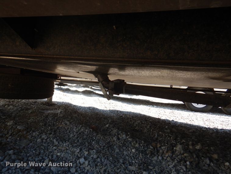 image for item DL0066 2005 Cross Roads Cruiser  camper