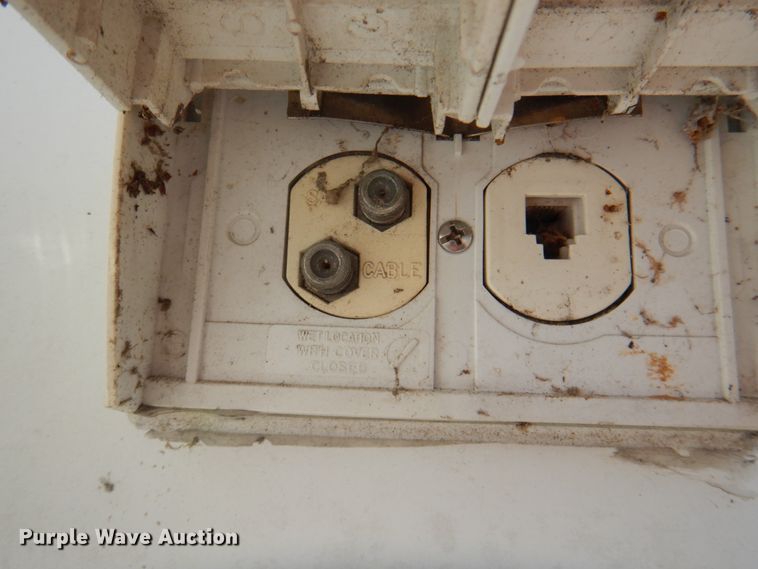 image for item DL0066 2005 Cross Roads Cruiser  camper