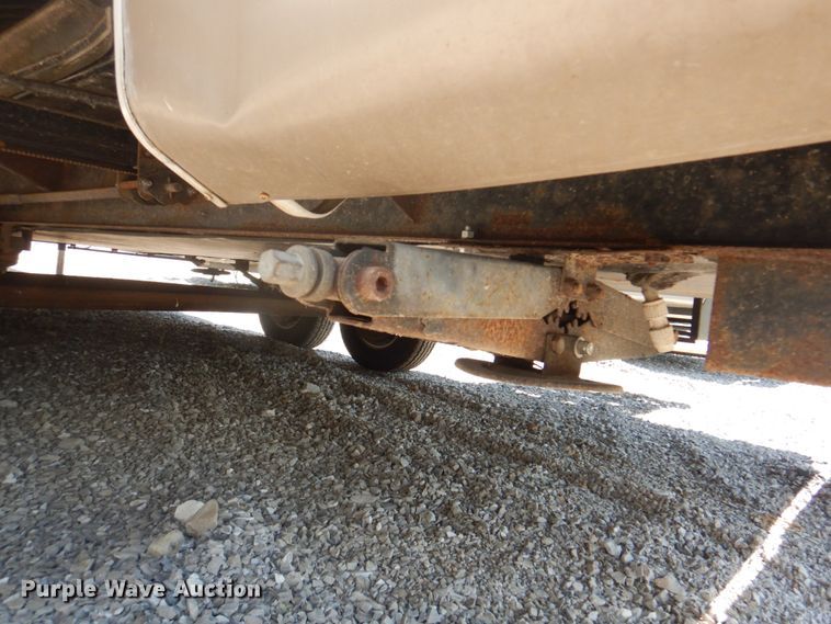 image for item DL0066 2005 Cross Roads Cruiser  camper