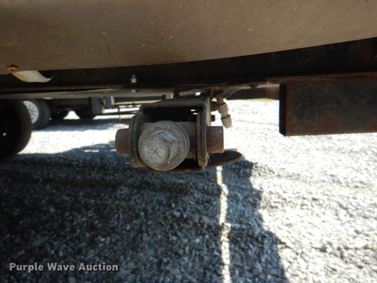 image for item DL0066 2005 Cross Roads Cruiser  camper