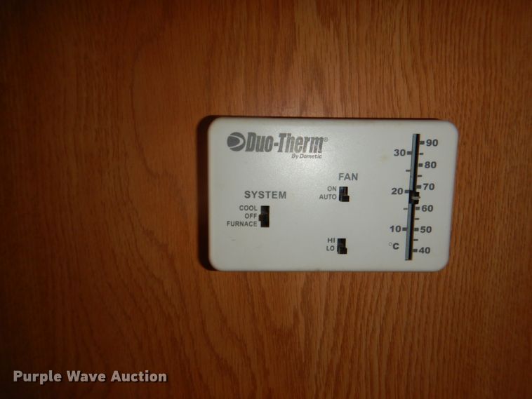 image for item DL0066 2005 Cross Roads Cruiser  camper