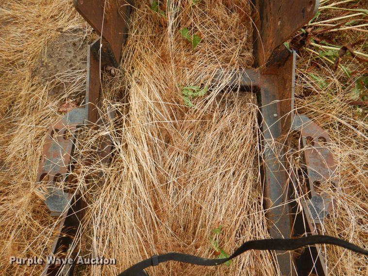 image for item DL0078 Grouser  12'W dozer blade