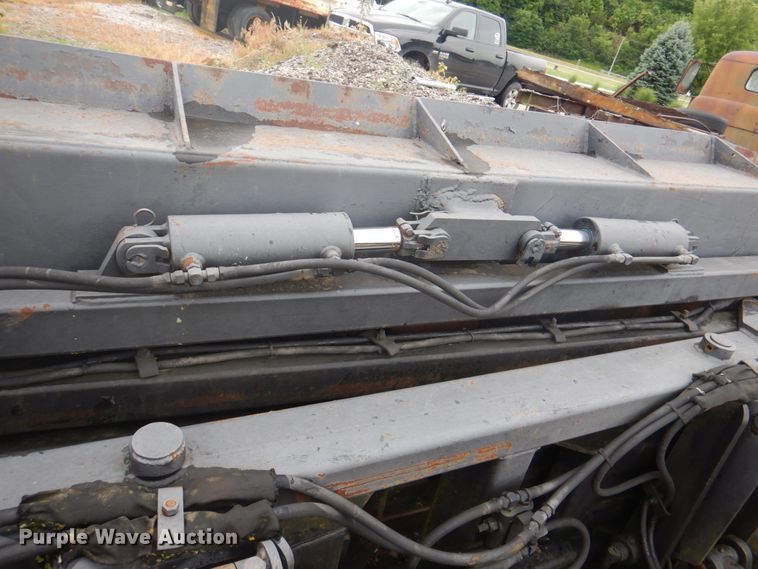 image for item DL0078 Grouser  12'W dozer blade