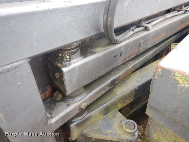 image for item DL0078 Grouser  12'W dozer blade