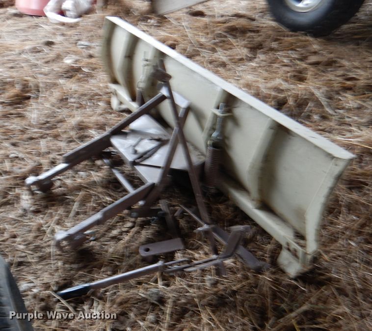 image for item DL3235 Lawn mower attachments