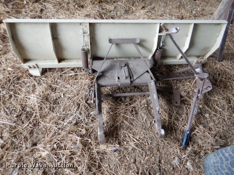 image for item DL3235 Lawn mower attachments