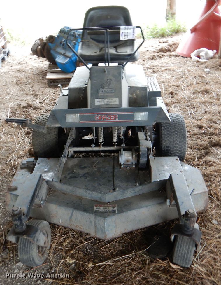 image for item DL3236 Grazer G1897V  ZTR lawn mower