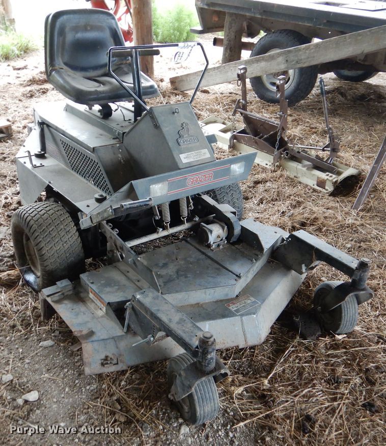 image for item DL3236 Grazer G1897V  ZTR lawn mower