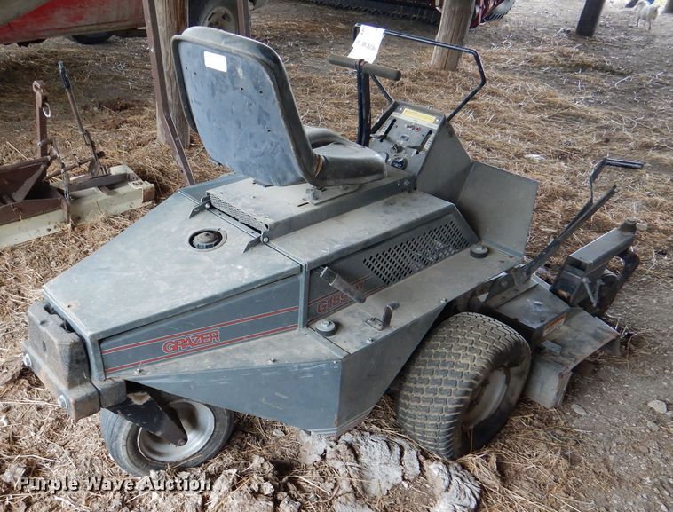 image for item DL3236 Grazer G1897V  ZTR lawn mower