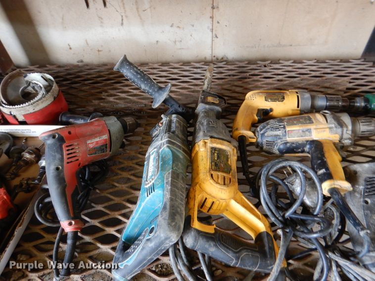 image for item DL3242 Tools