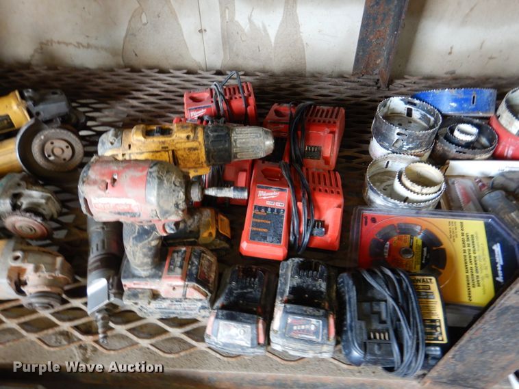 image for item DL3242 Tools