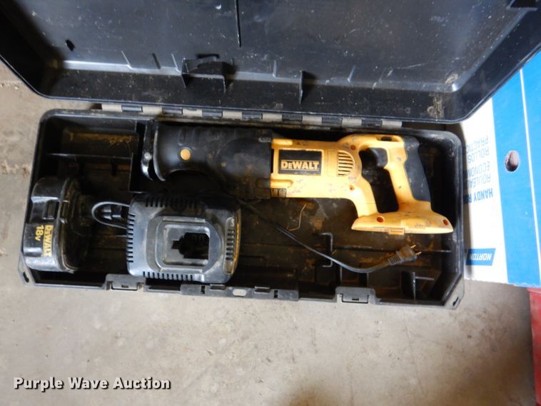 image for item DL3242 Tools