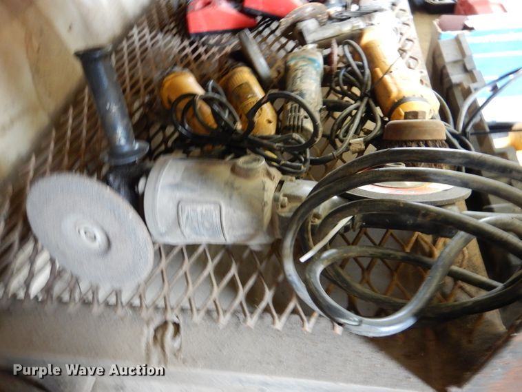 image for item DL3242 Tools