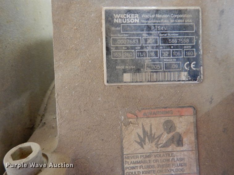 image for item DL3249 2009 Wacker Neuson PTS4V  water pump