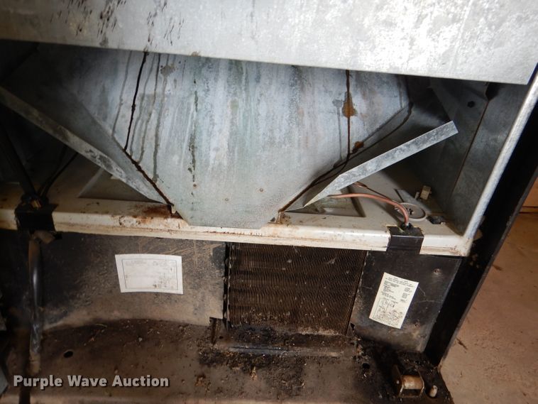 image for item DL3250 Pepsi  vending machine