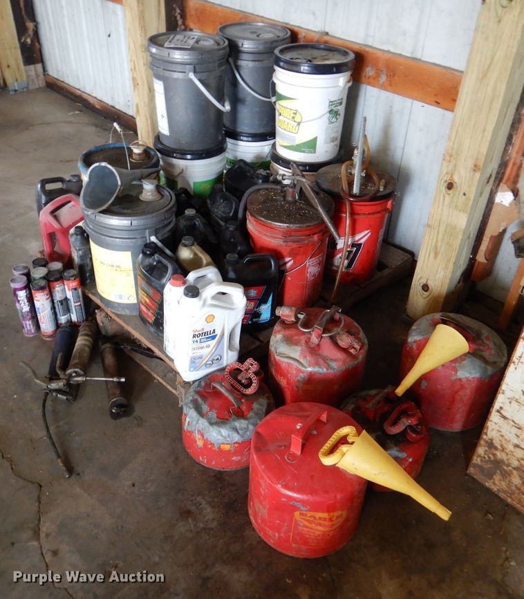 image for item DL3273 Lubricants