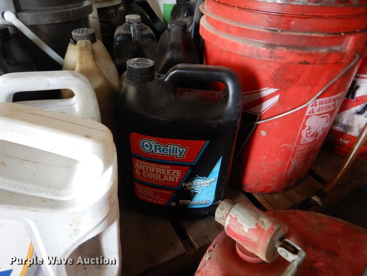 image for item DL3273 Lubricants