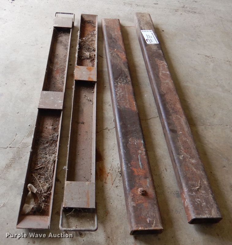 image for item DL3274 (2) sets of forklift fork extensions