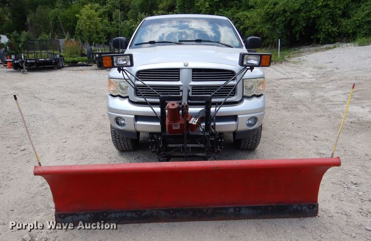 image for item DL3311 2002 Dodge Ram 1500  Quad Cab pickup truck