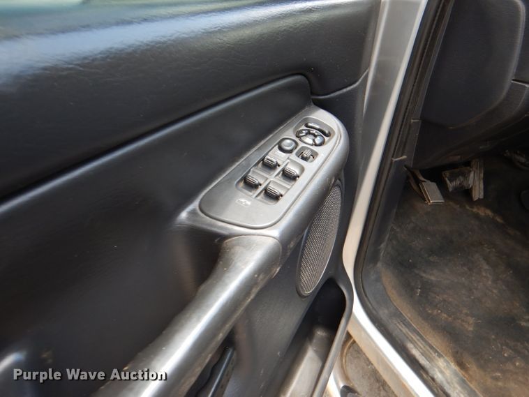 image for item DL3311 2002 Dodge Ram 1500  Quad Cab pickup truck