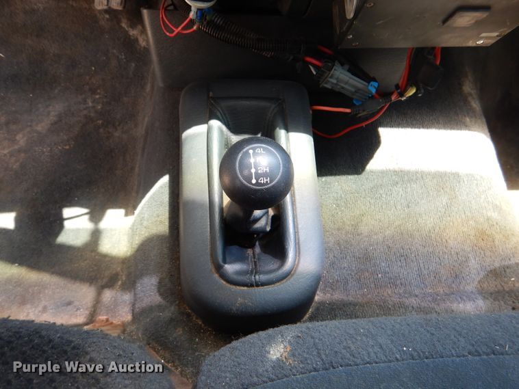 image for item DL3311 2002 Dodge Ram 1500  Quad Cab pickup truck