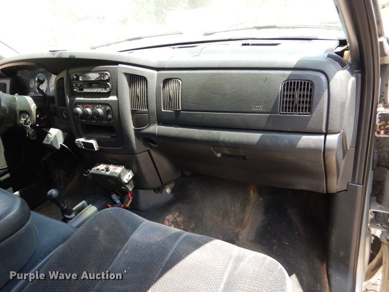 image for item DL3311 2002 Dodge Ram 1500  Quad Cab pickup truck