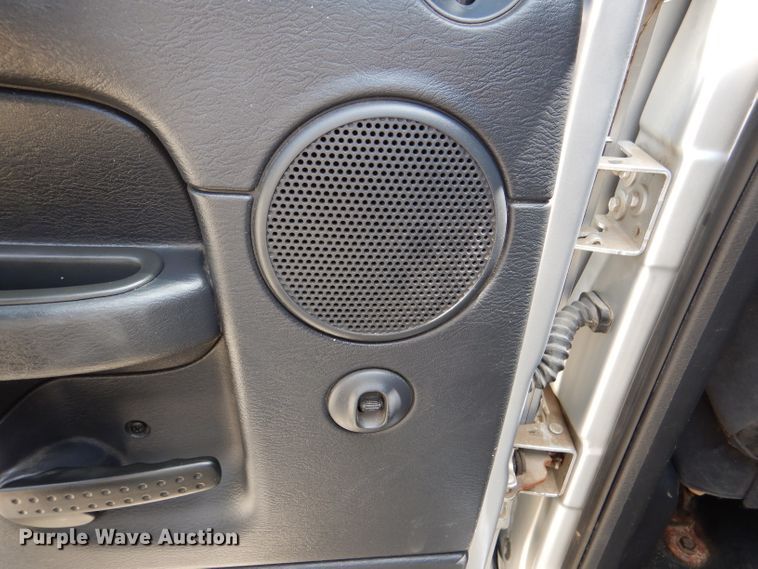 image for item DL3311 2002 Dodge Ram 1500  Quad Cab pickup truck