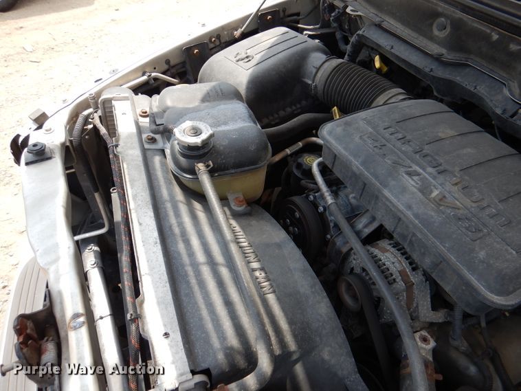 image for item DL3311 2002 Dodge Ram 1500  Quad Cab pickup truck