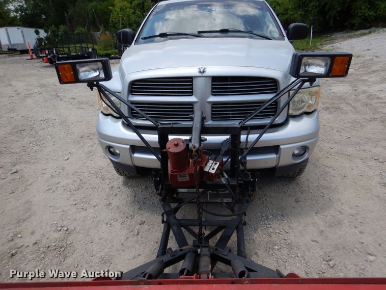 image for item DL3311 2002 Dodge Ram 1500  Quad Cab pickup truck