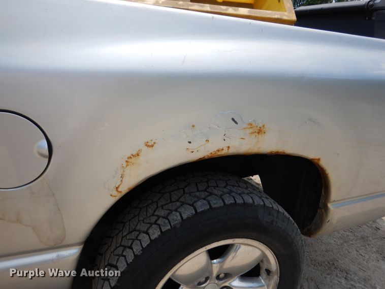 image for item DL3311 2002 Dodge Ram 1500  Quad Cab pickup truck